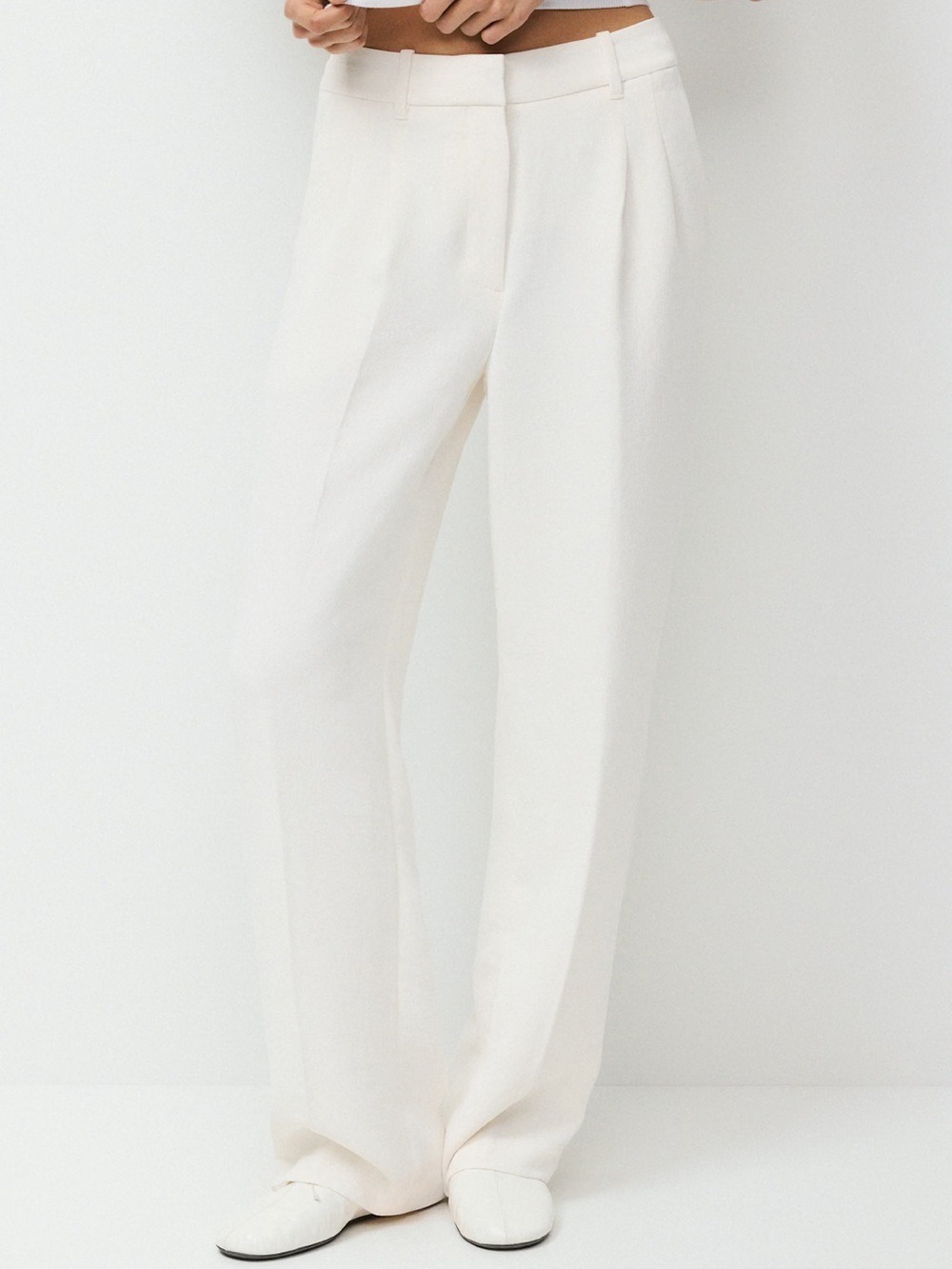 Aritzia Effortless Pant Crepette size 0